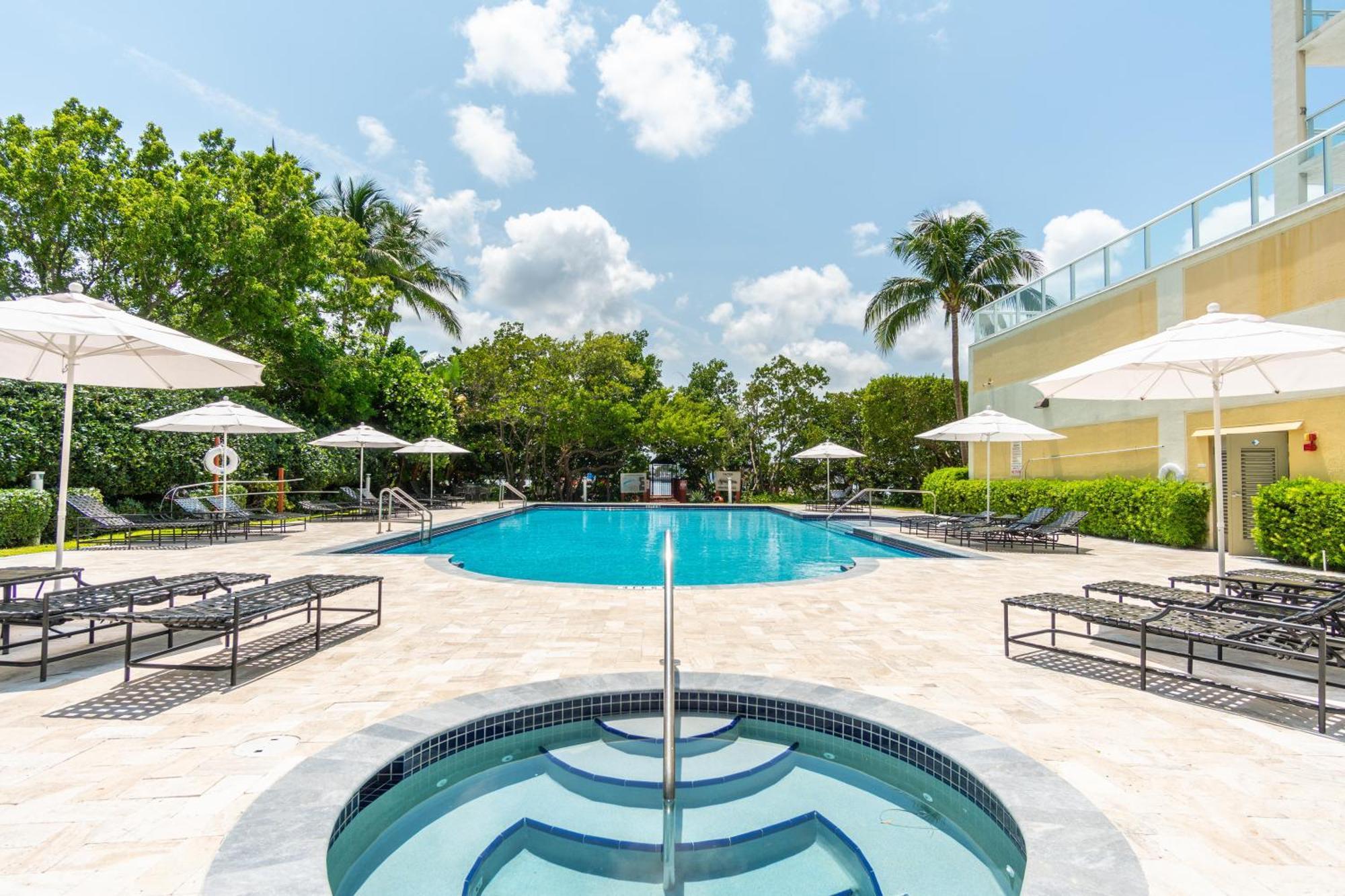Golden Bay 88 Apartamento