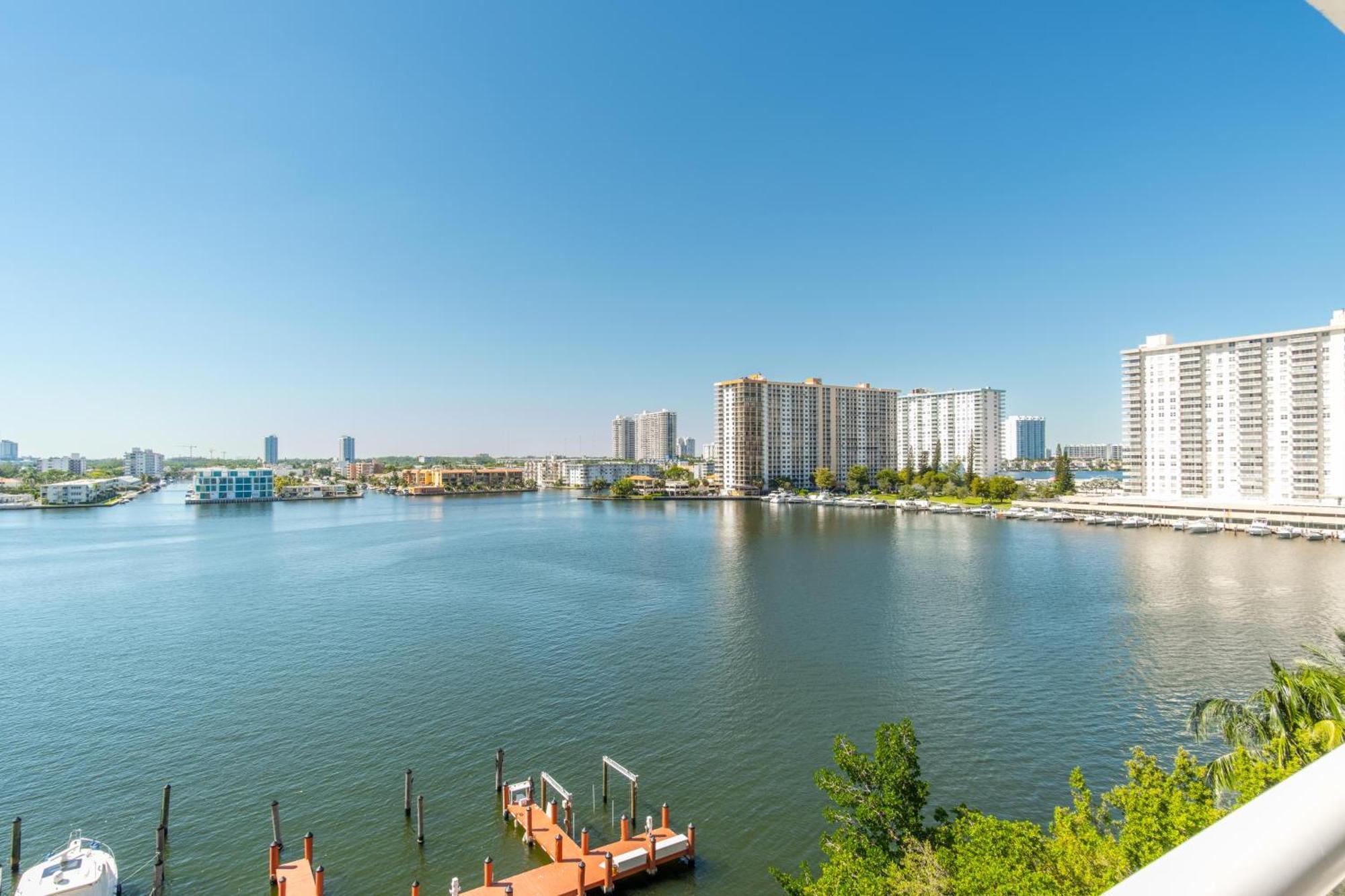 Apartamento Golden Bay 88 *